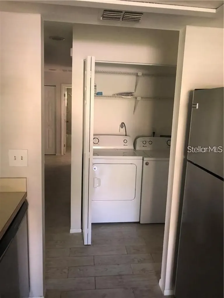501 E Curlew Place Tarpon Springs FL 34689