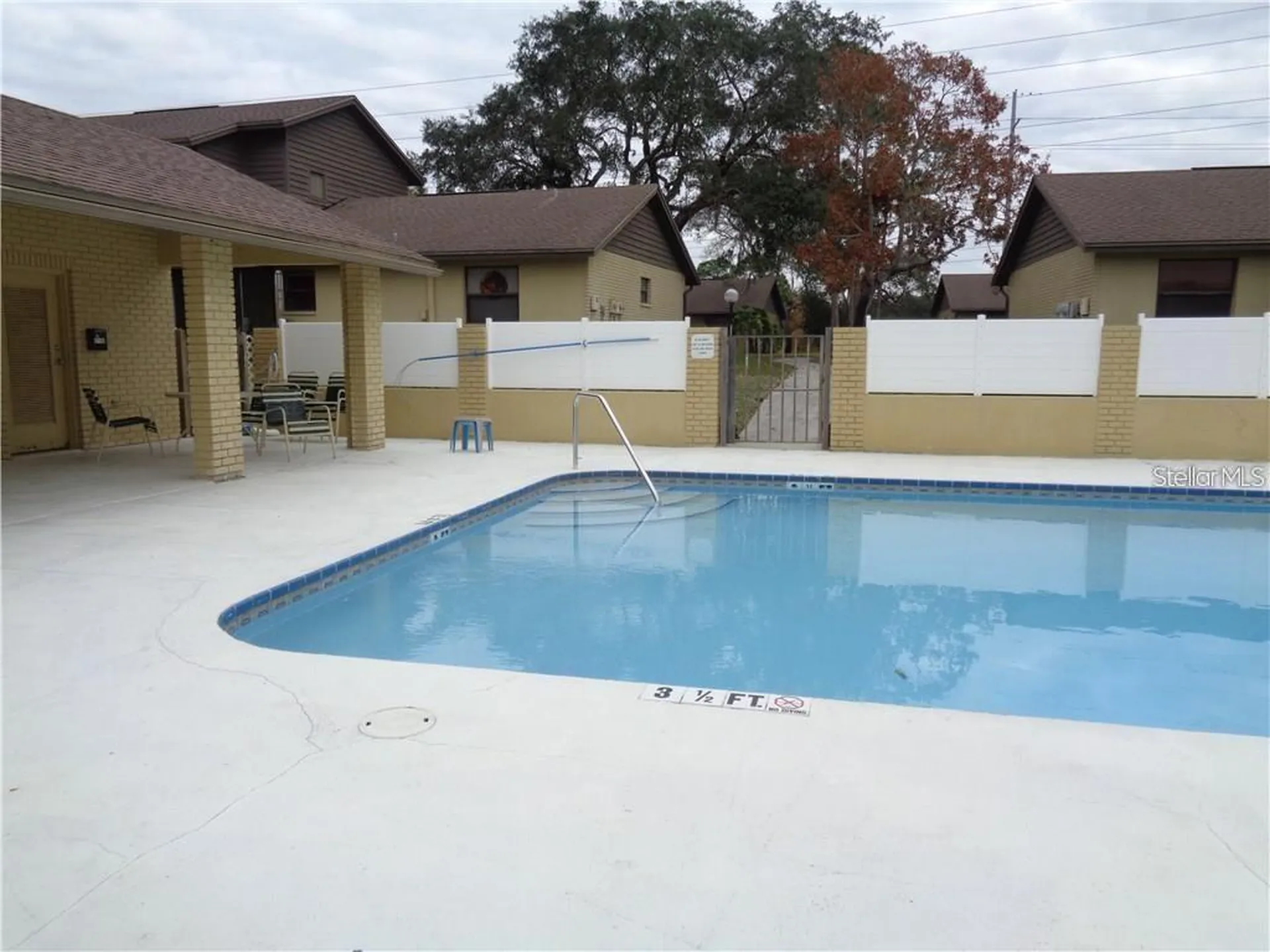 501 E Curlew Place Tarpon Springs FL 34689