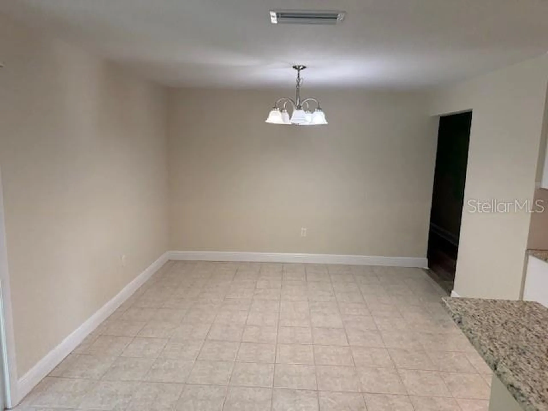 1207 N Amelia Avenue Deland FL 32724