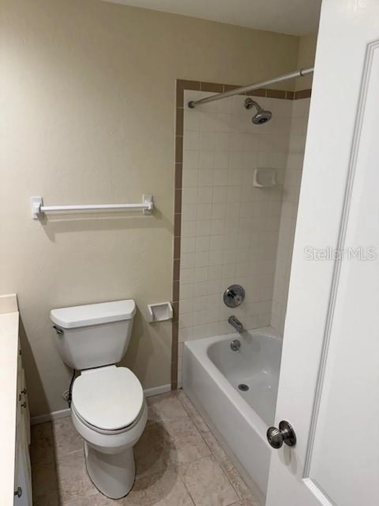 1207 N Amelia Avenue Deland FL 32724