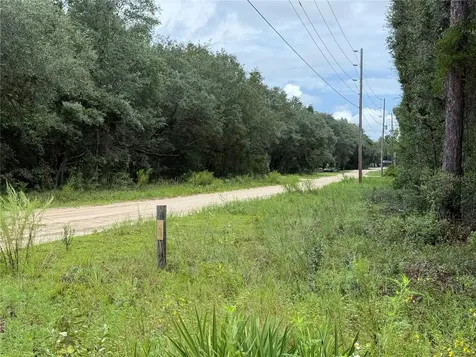 106 Jackson Avenue Interlachen FL 32148