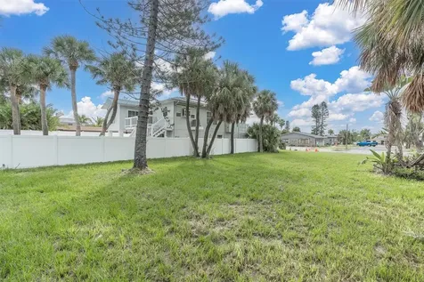 623 73rd Avenue St Pete Beach FL 33706
