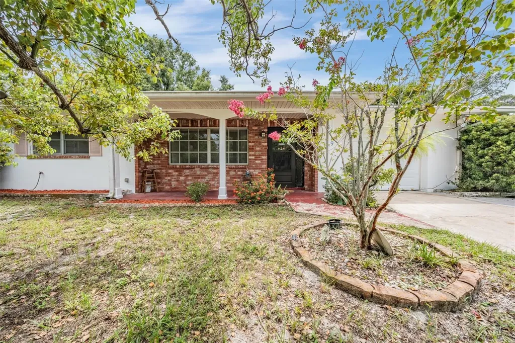 1719 Bentley Street Clearwater FL 33755