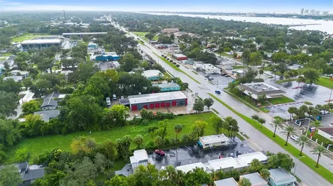 828 Ridgewood Avenue Daytona Beach FL 32117