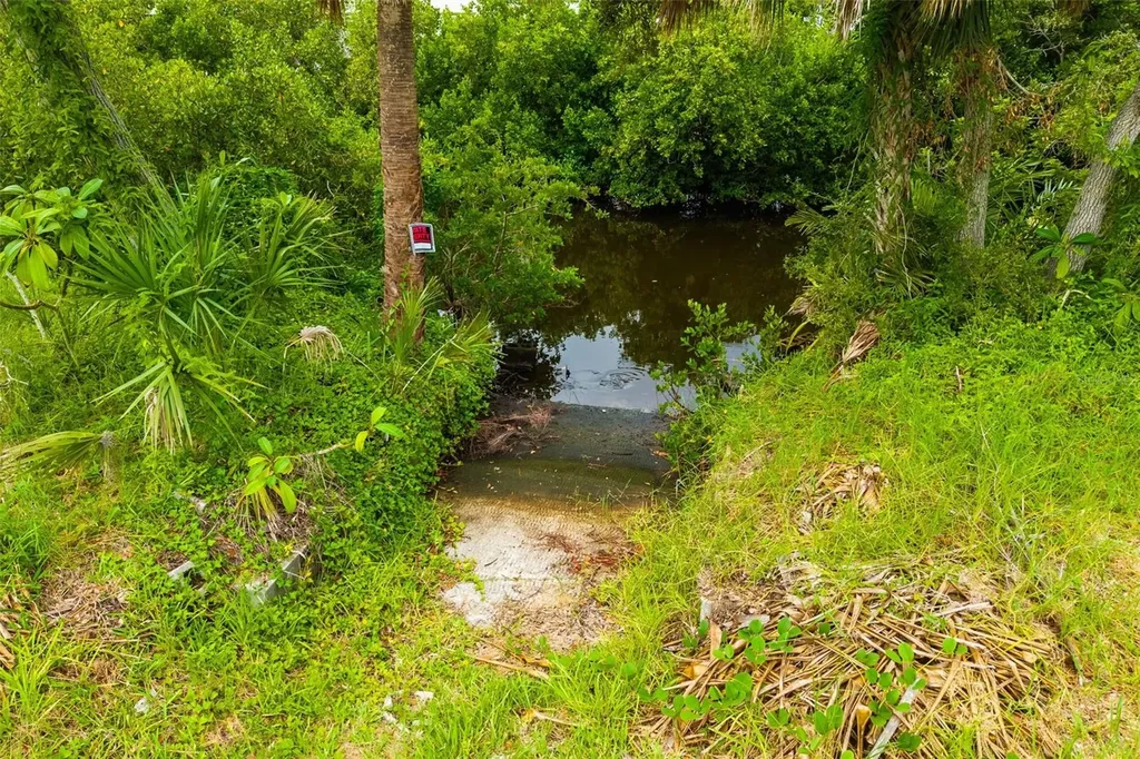 Oak Street Nokomis FL 34275