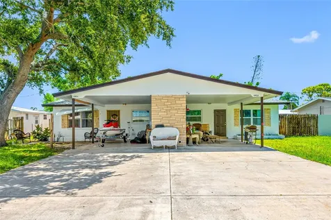 4451 87th Street Court W Bradenton FL 34210