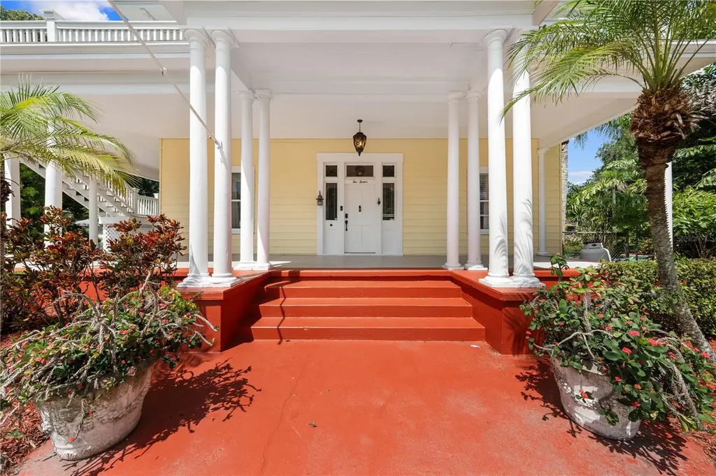 212 S Clyde Avenue Kissimmee FL 34741