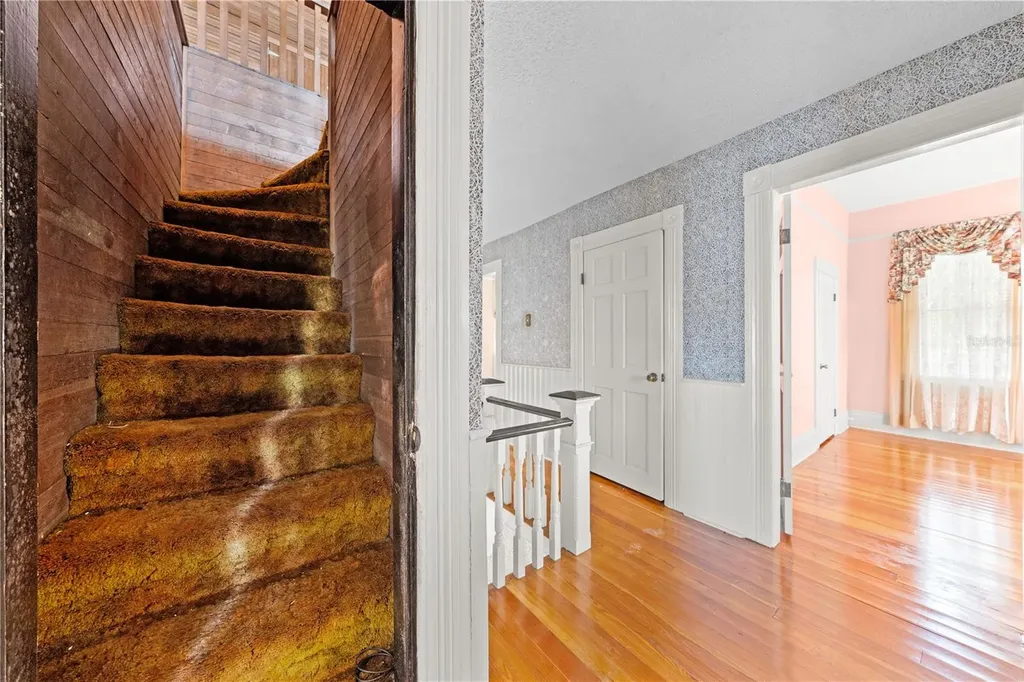 212 S Clyde Avenue Kissimmee FL 34741