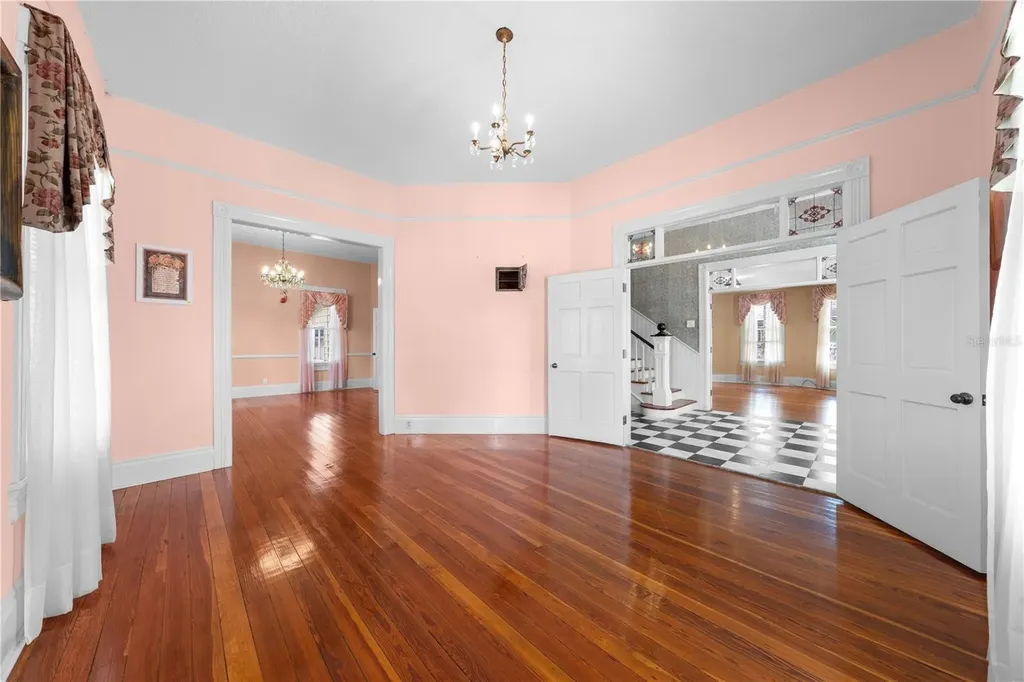 212 S Clyde Avenue Kissimmee FL 34741