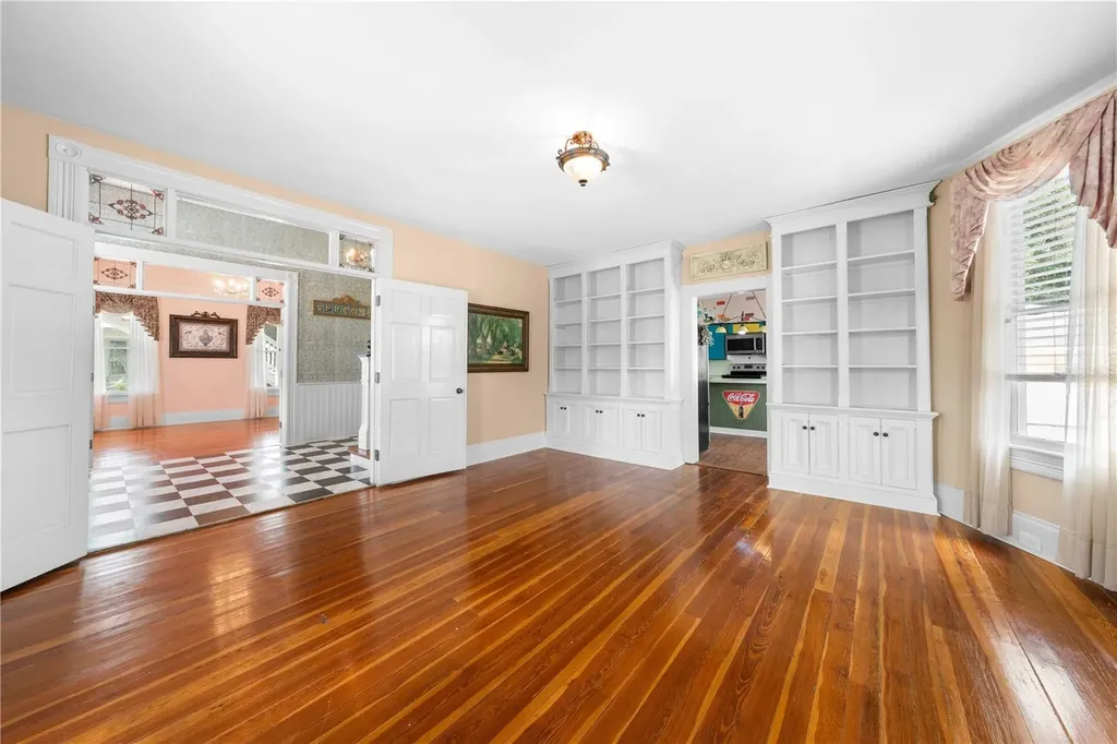 212 S Clyde Avenue Kissimmee FL 34741