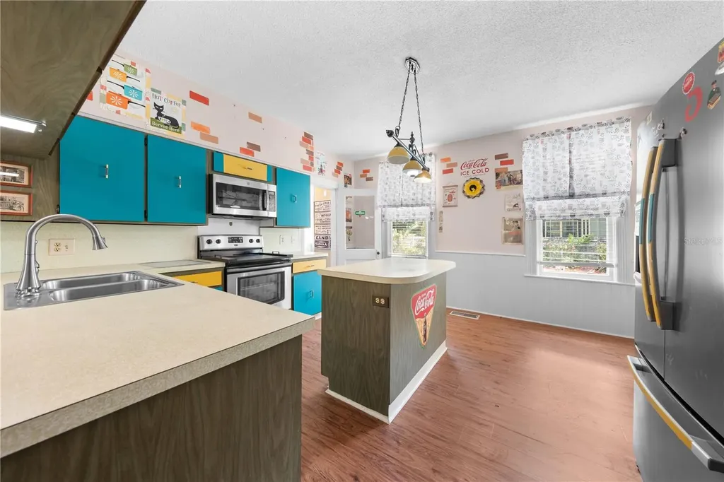 212 S Clyde Avenue Kissimmee FL 34741