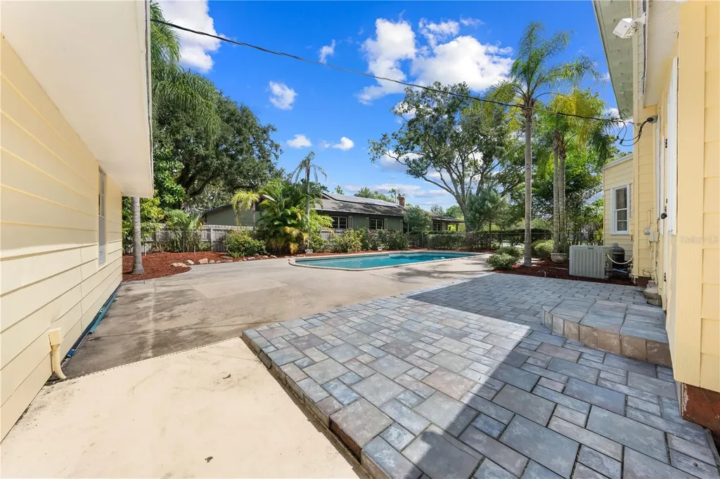 212 S Clyde Avenue Kissimmee FL 34741