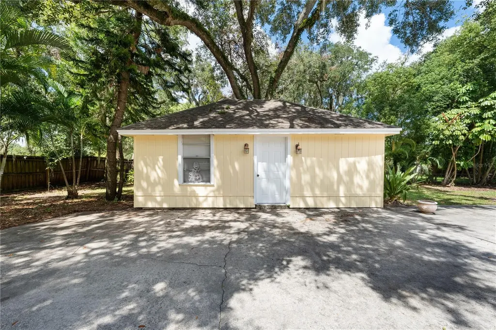 212 S Clyde Avenue Kissimmee FL 34741