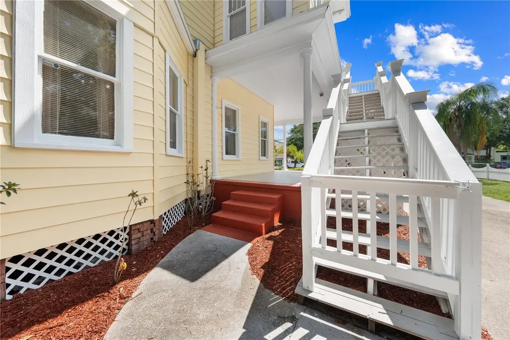 212 S Clyde Avenue Kissimmee FL 34741