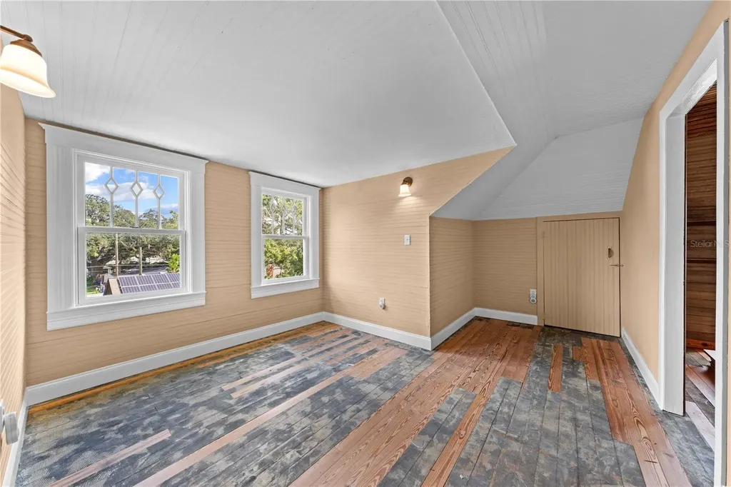 212 S Clyde Avenue Kissimmee FL 34741