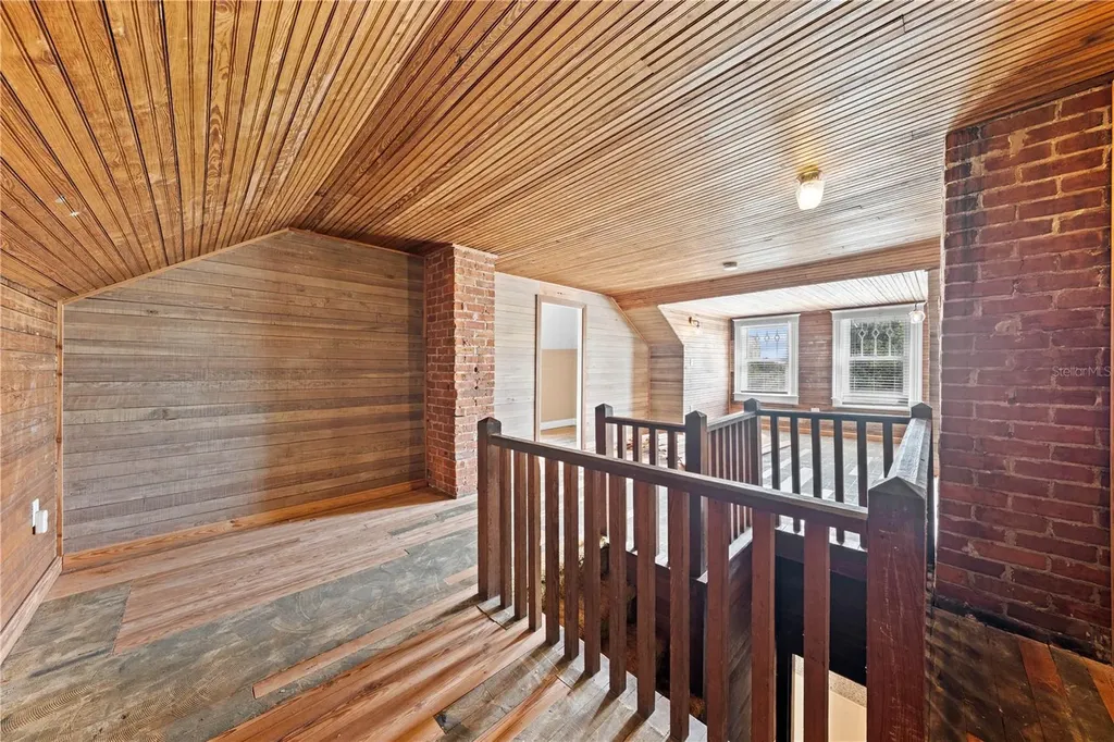 212 S Clyde Avenue Kissimmee FL 34741