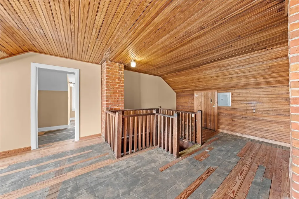 212 S Clyde Avenue Kissimmee FL 34741