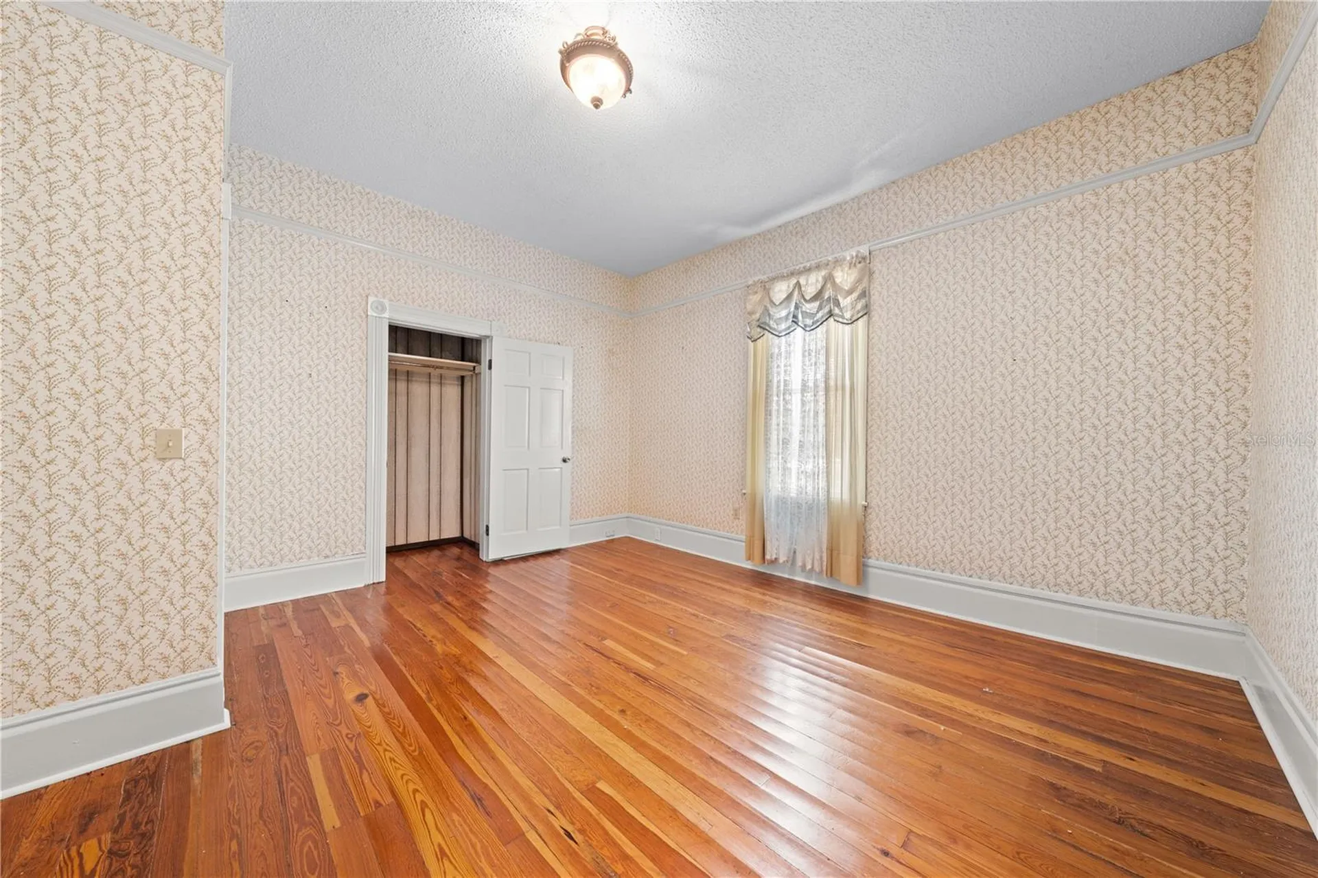 212 S Clyde Avenue Kissimmee FL 34741