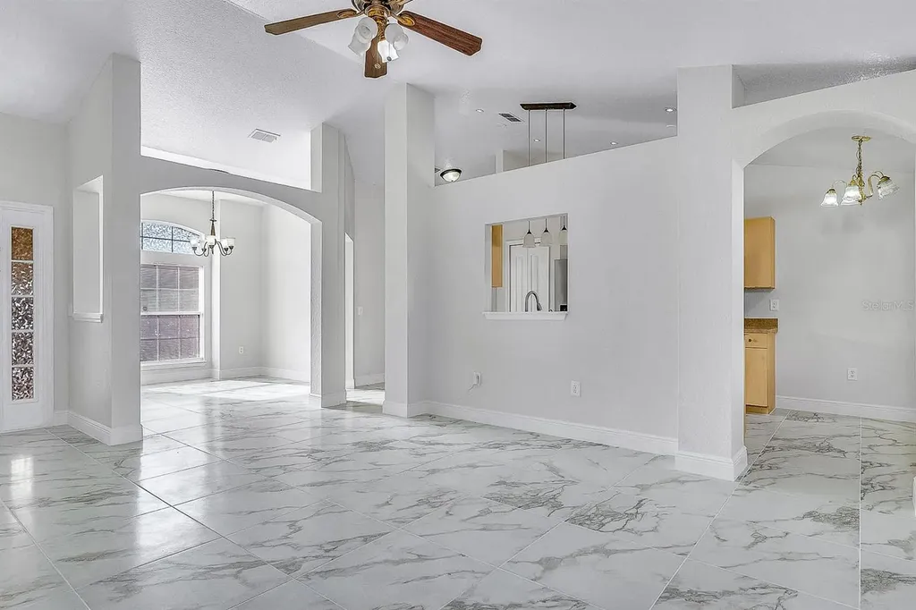 656 Linnet Court Kissimmee FL 34759