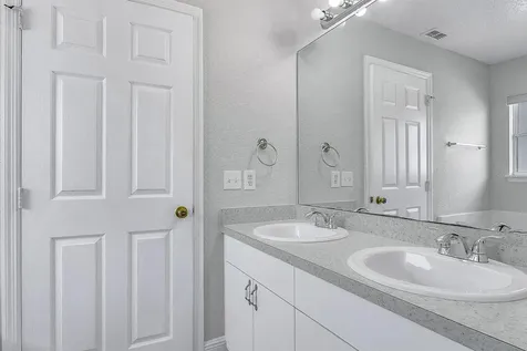 656 Linnet Court Kissimmee FL 34759