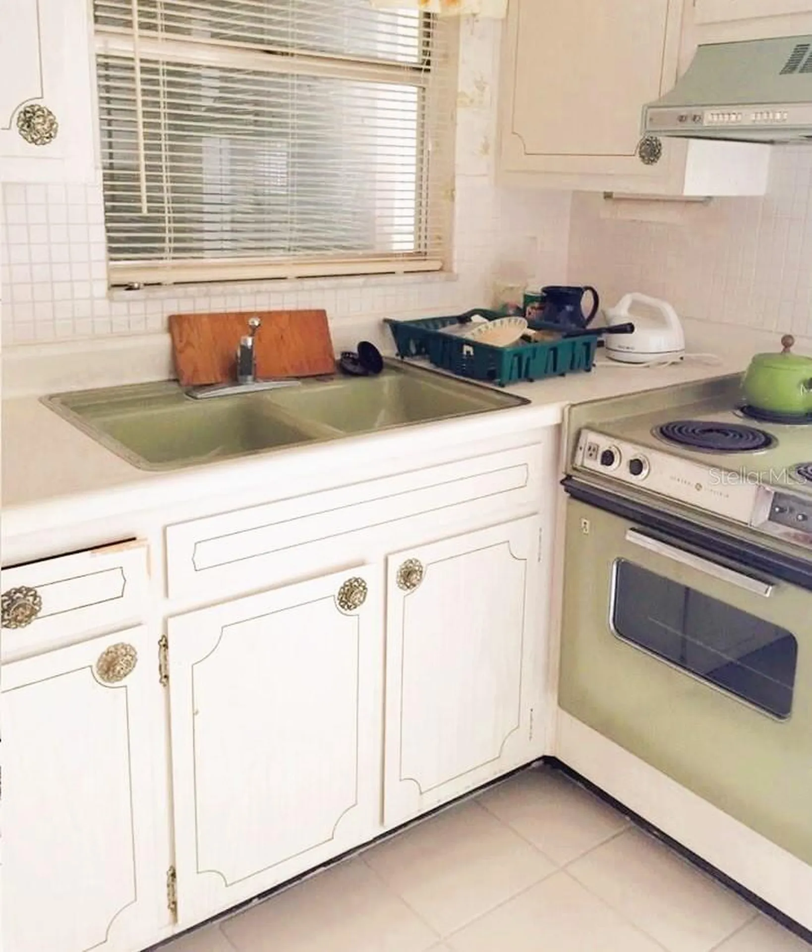 1221 Drew Street Clearwater FL 33755