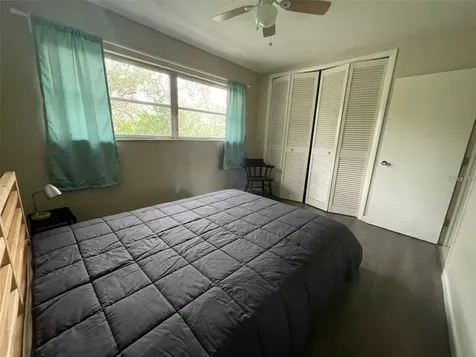 1221 Drew Street Clearwater FL 33755