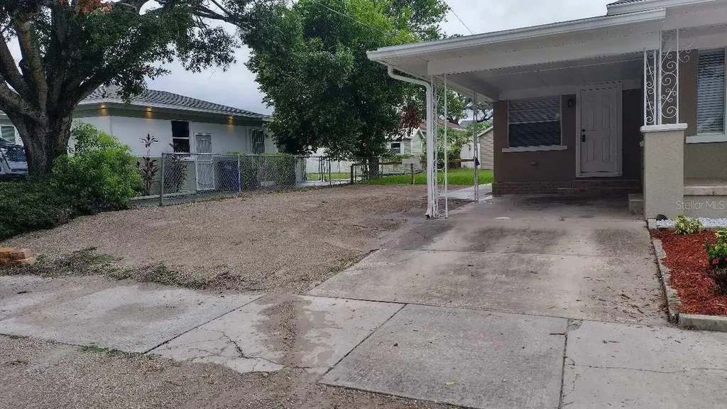 2515 W Braddock Street Tampa FL 33607