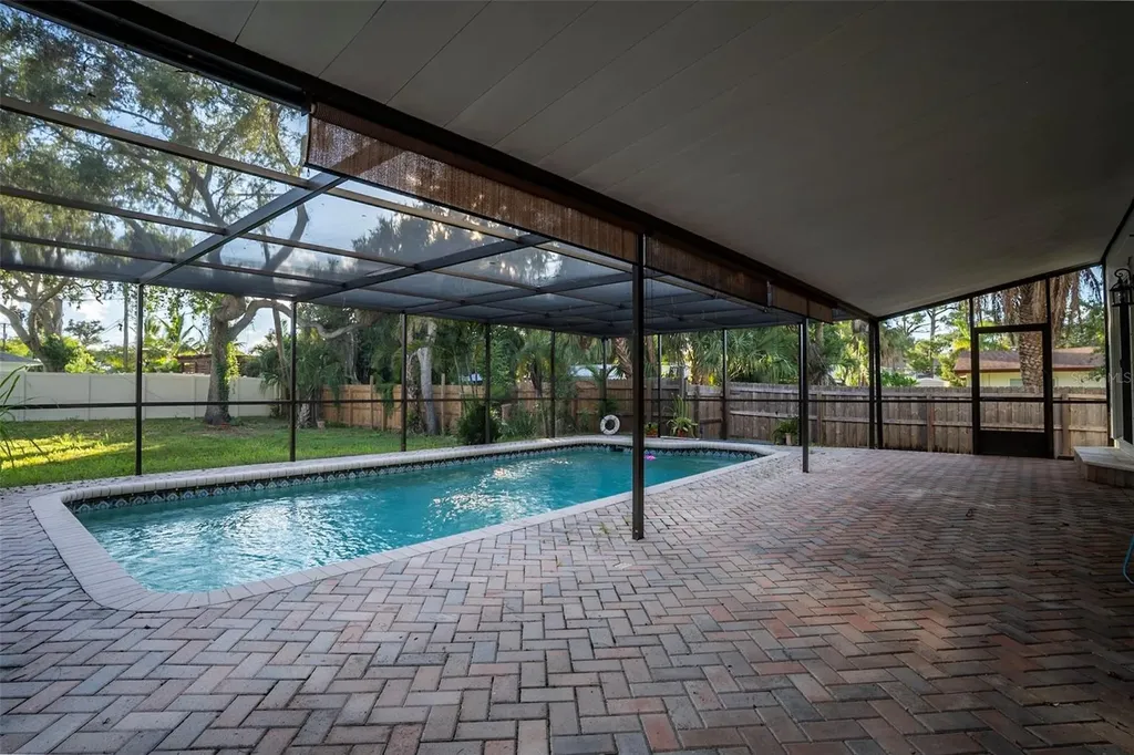 7324 Phillips Street Sarasota FL 34243