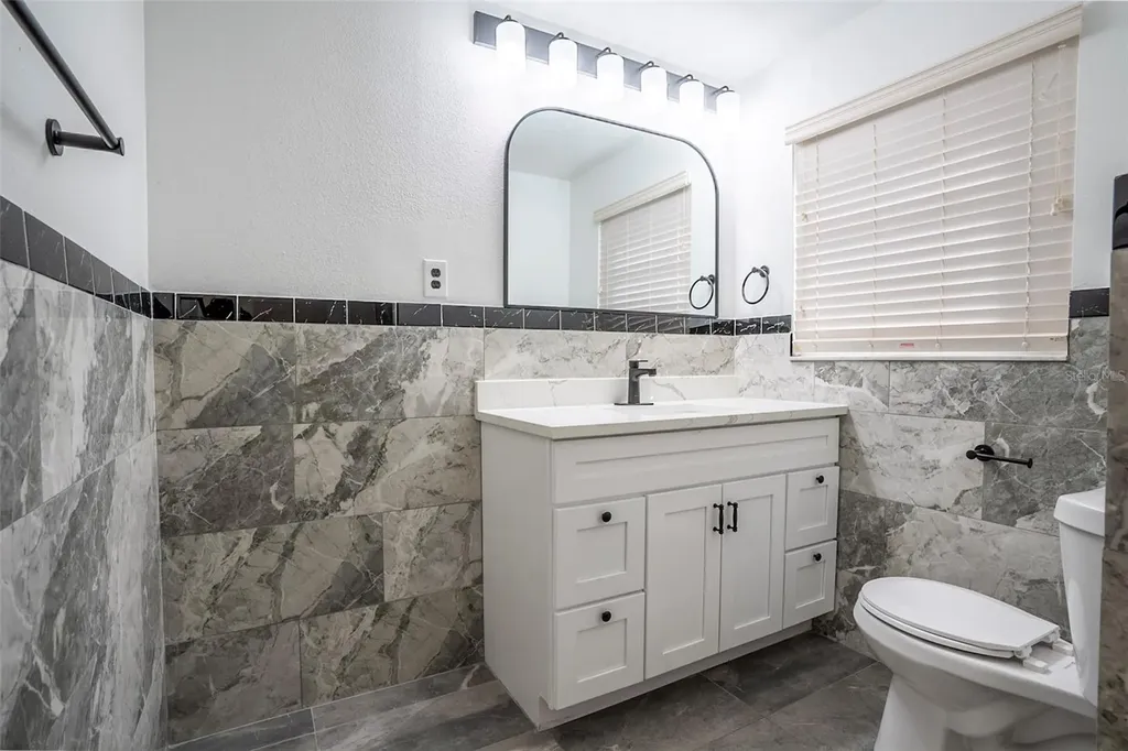 7324 Phillips Street Sarasota FL 34243