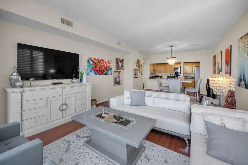 8 Belleview Boulevard Belleair FL 33756