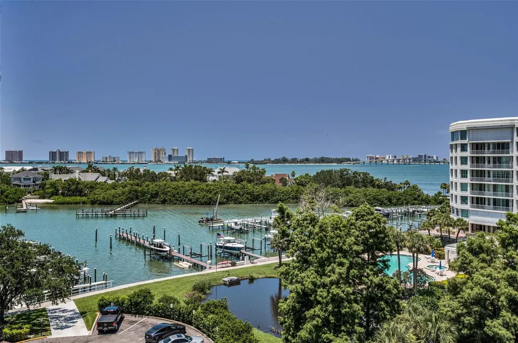 8 Belleview Boulevard Belleair FL 33756