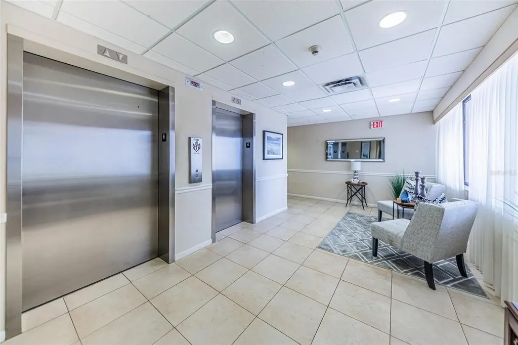 8 Belleview Boulevard Belleair FL 33756