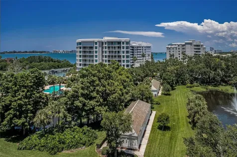 8 Belleview Boulevard Belleair FL 33756