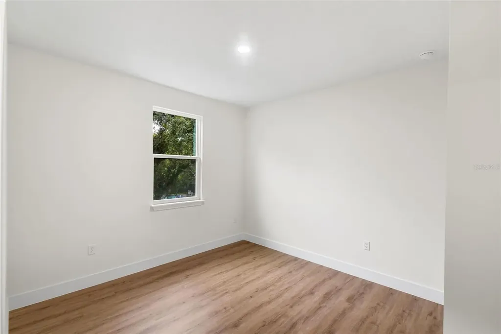 1030 Wilks Avenue Orlando FL 32809
