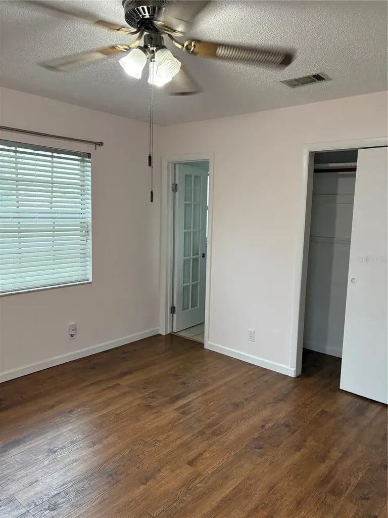 6418 W Paris Street Tampa FL 33634