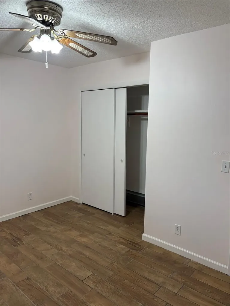 6418 W Paris Street Tampa FL 33634