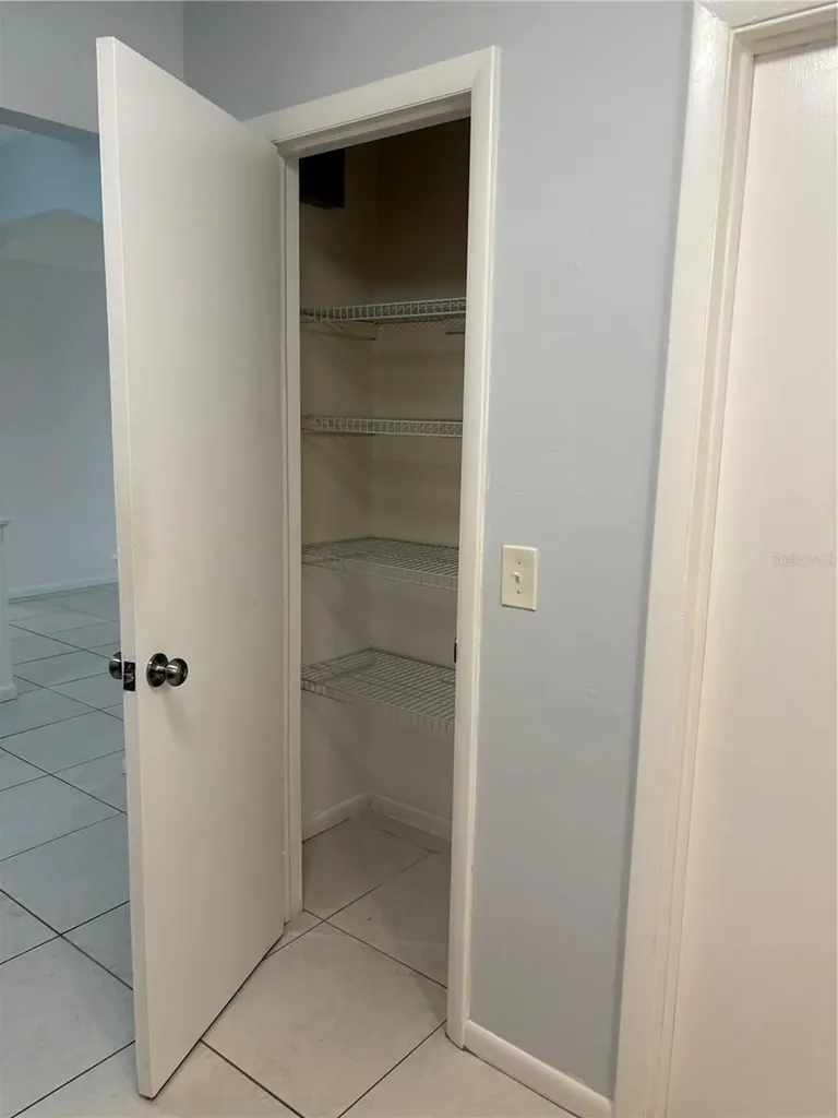6418 W Paris Street Tampa FL 33634