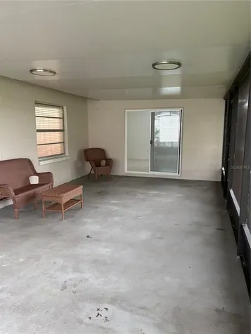 6418 W Paris Street Tampa FL 33634