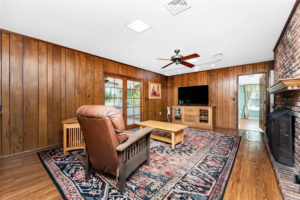 1120 Larchmont Drive Englewood FL 34223