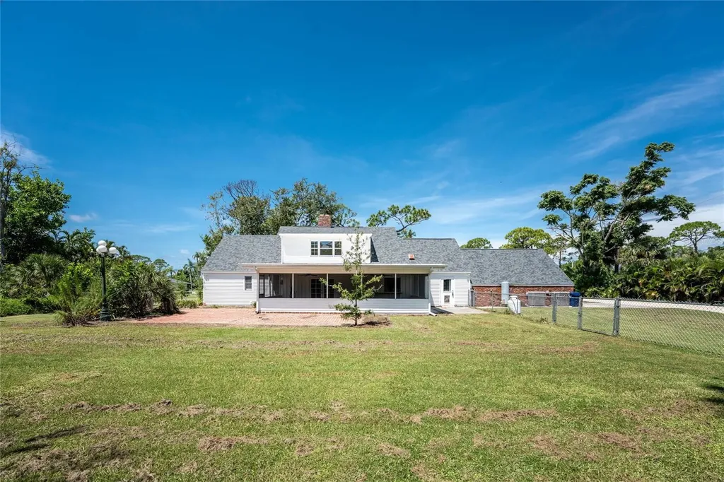 1120 Larchmont Drive Englewood FL 34223