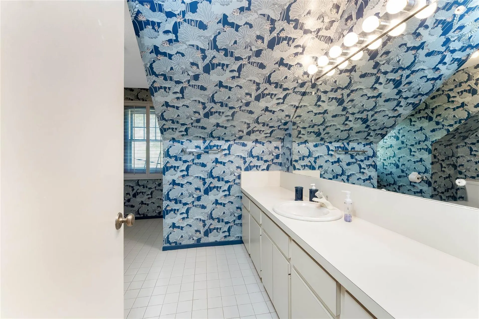1120 Larchmont Drive Englewood FL 34223