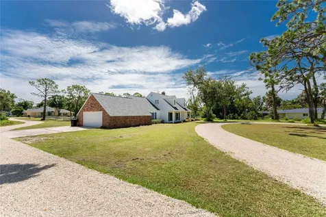 1120 Larchmont Drive Englewood FL 34223