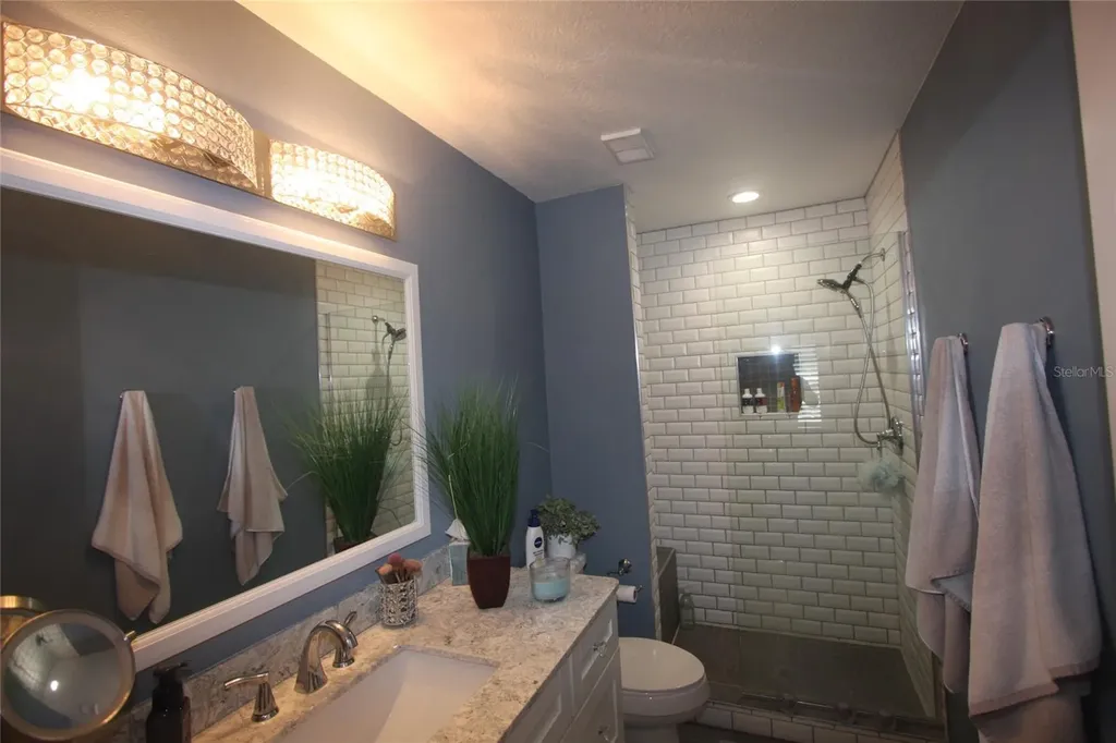810 Loch Calder Apopka FL 32712