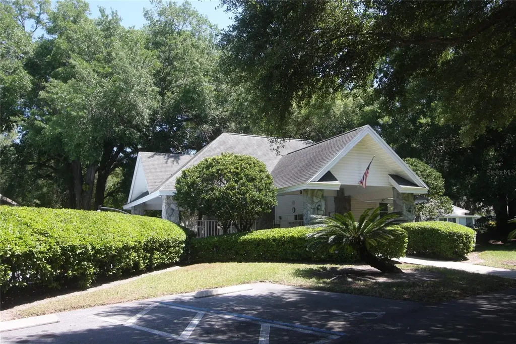 810 Loch Calder Apopka FL 32712