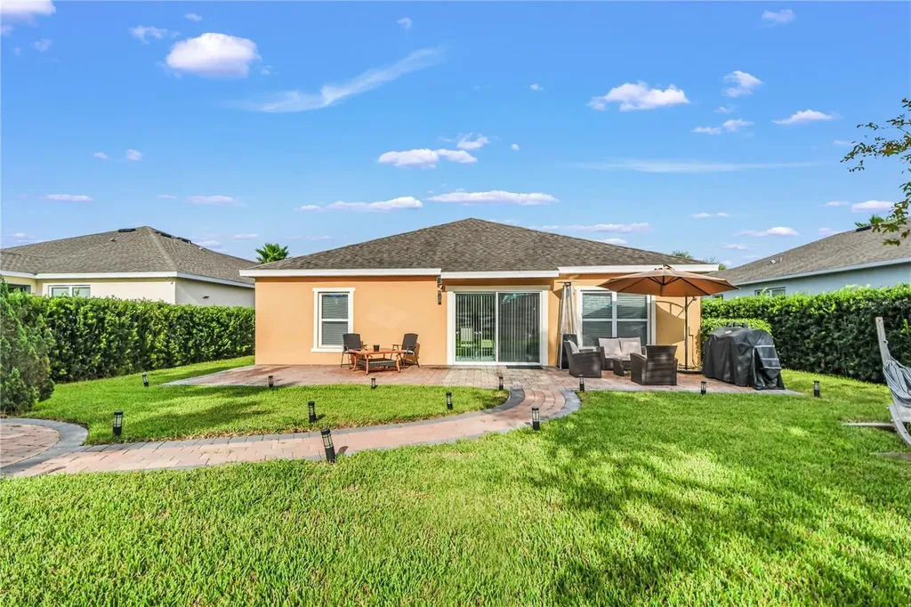 1942 Stillwood Way St Cloud FL 34771