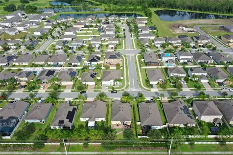 1942 Stillwood Way St Cloud FL 34771