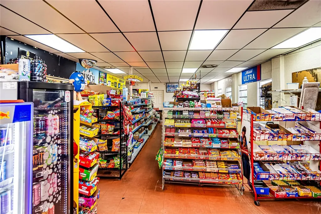 21 N 7th Street Haines City FL 33844