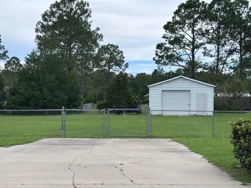 11310 NW 73rd Court Chiefland FL 32626