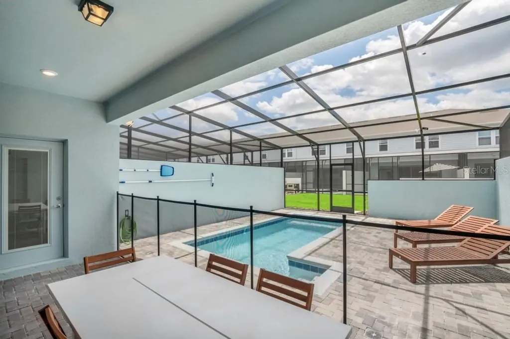 1320 Lava Tree Drive Davenport FL 33897
