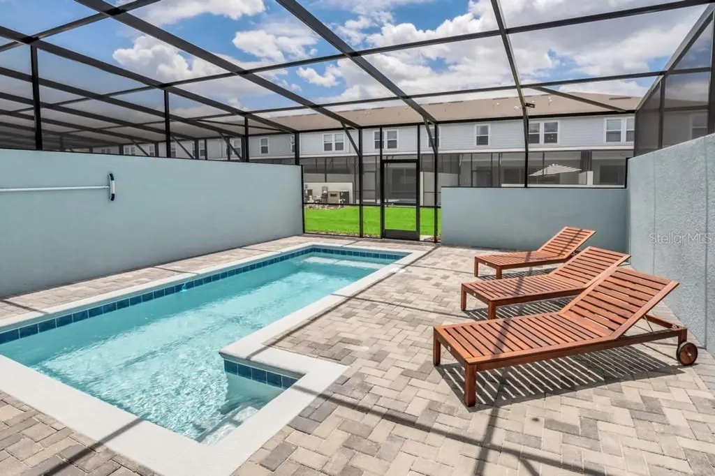 1320 Lava Tree Drive Davenport FL 33897